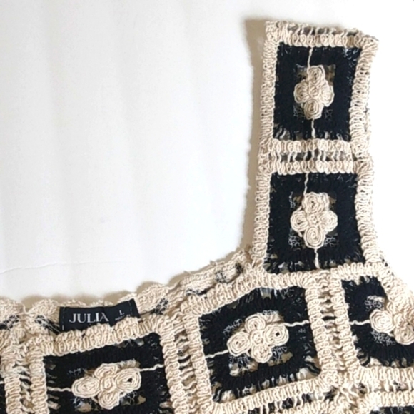JULIA LOVE J CROCHET CROP TOP SIZE LARGE NWOT - Picture 3 of 8